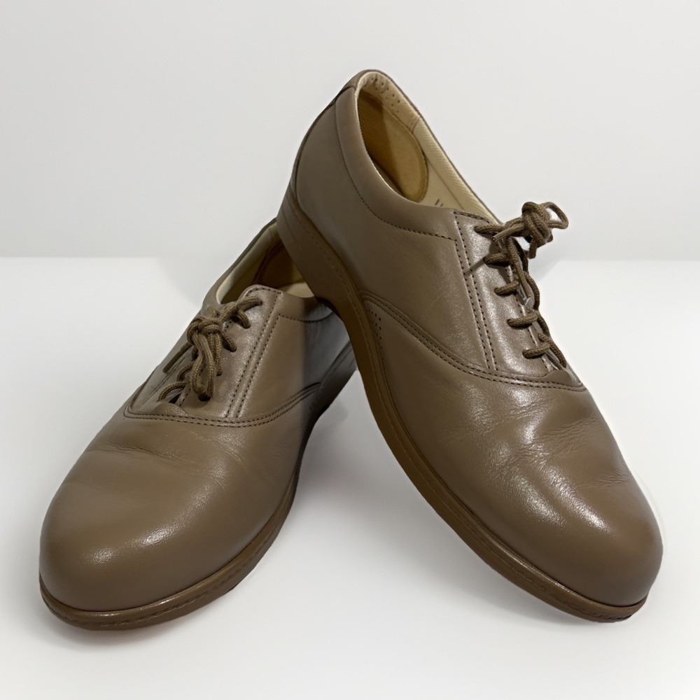 SAS Whisper‎ Women's Size 11 Narrow Mocha Leather Lace Up Walking Shoes